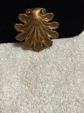 #156–Vintage Jeri Lou Scarf Clip